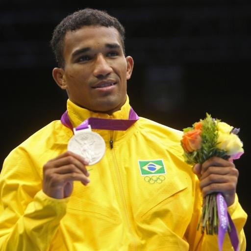 Assim como Esquiva Falcão, Robson Conceição se torna o 2º brasileiro a disputar uma final olímpica no Boxe.