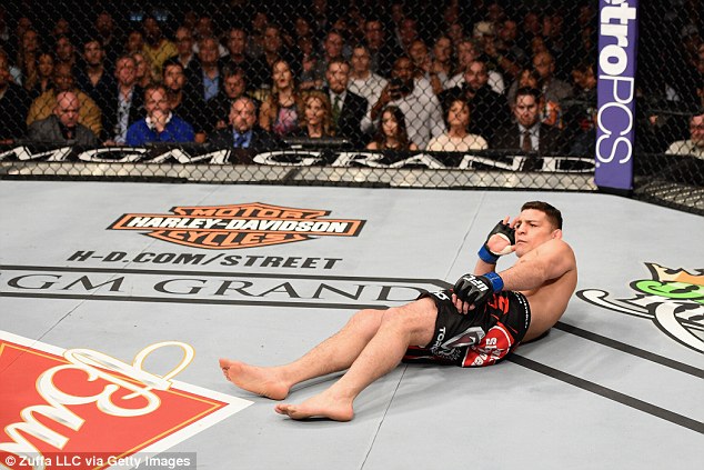 A famosa provocação de Diaz na luta contra Anderson Silva pelo UFC 183 (Foto: GettyImages / Zuffa LLC)