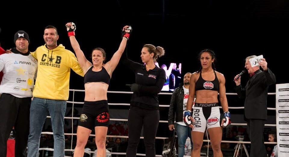 Nina Loch estreou em 2016 no MMA e quer vitória no WGP (Foto: Reinaldo Reginato/MM4Ever)